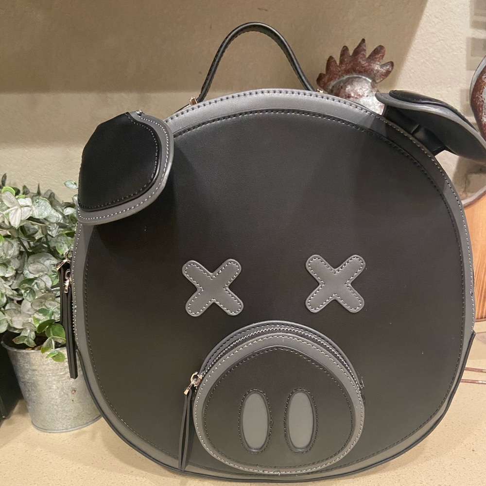 Shane Dawson pig backpack